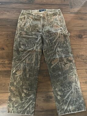 Abercrombie & Fitch Men's Distressed Cargo Pants - Olive Green Brown Wash